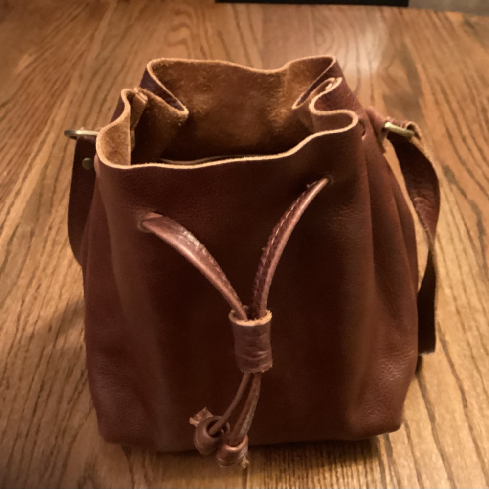 Portland Leather Bucket Bag